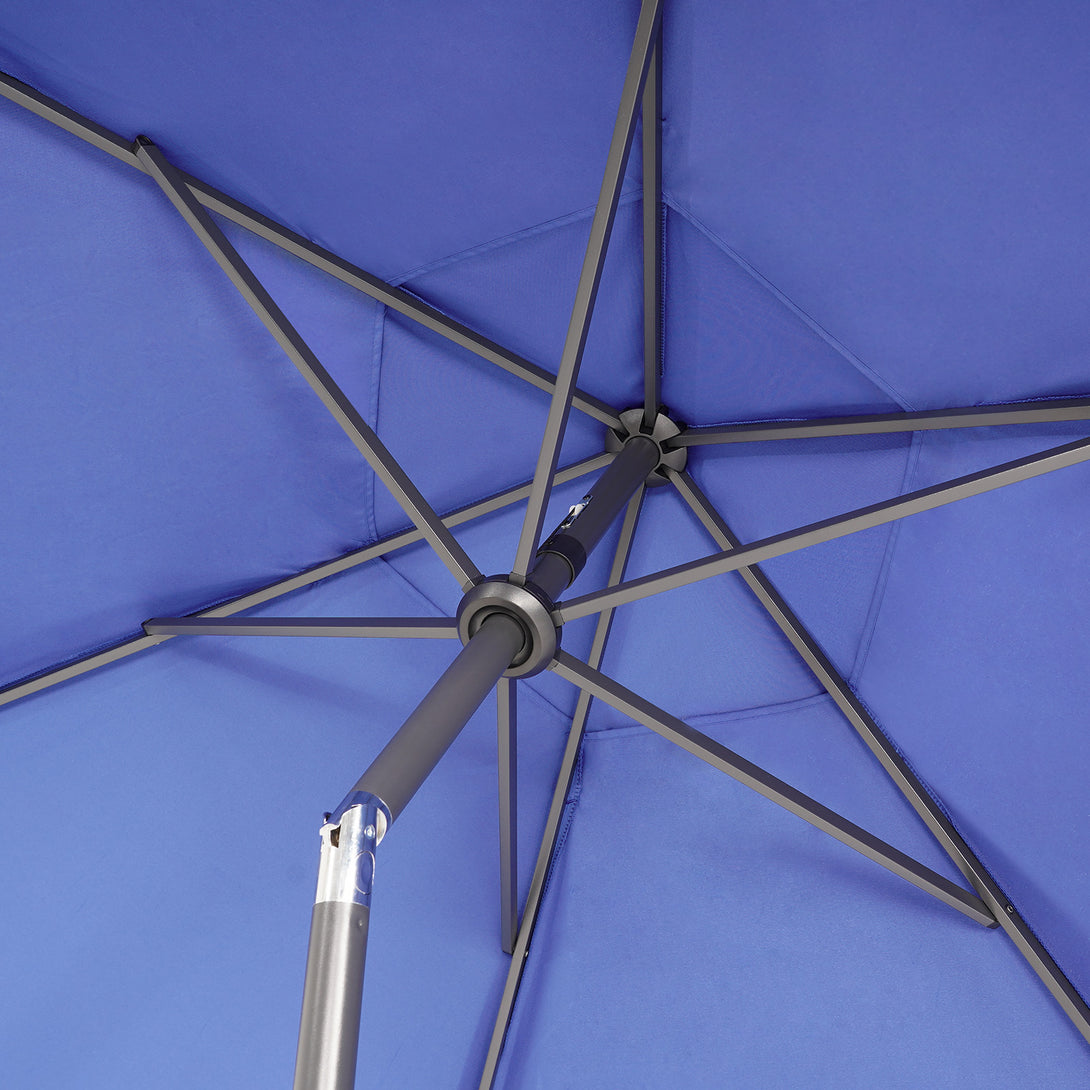 Ombrellone da Patio Antivento da 9 Ft – Inclinazione a Pulsante a 30° con Poliestere Durevole